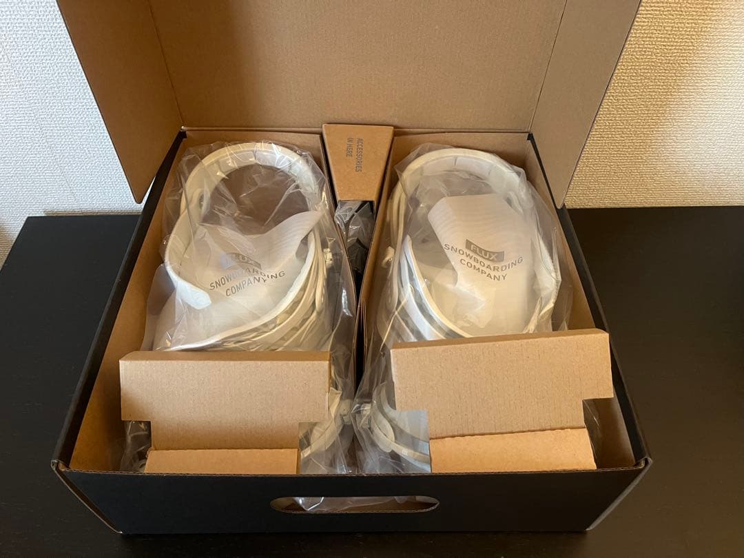 FLUX DS ホワイト Mサイズ ビンディング