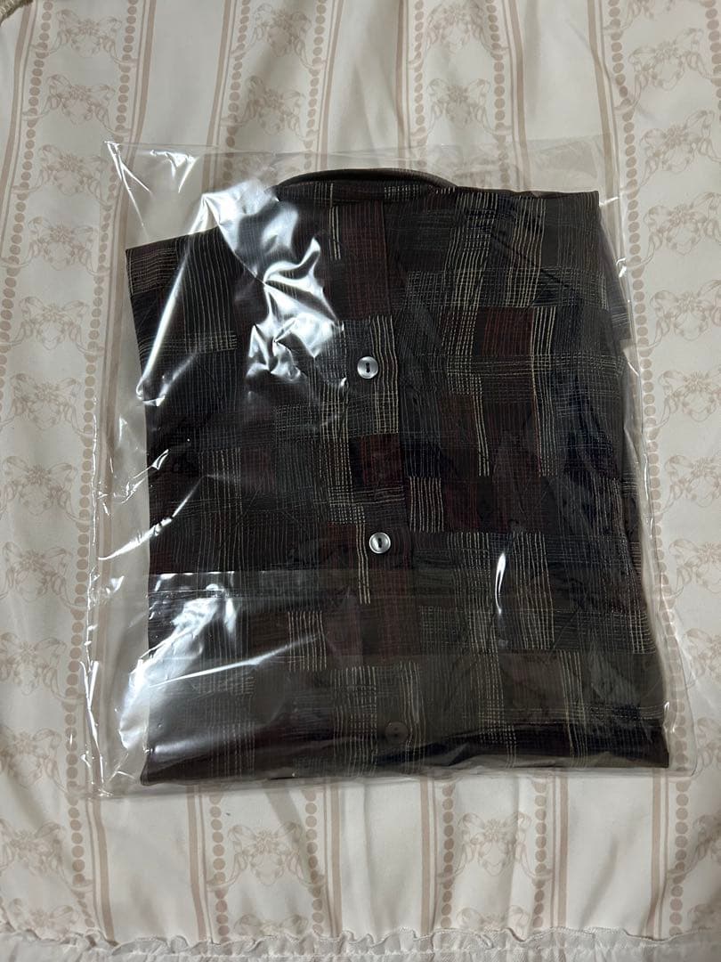 たくろう　赤木　シャツ