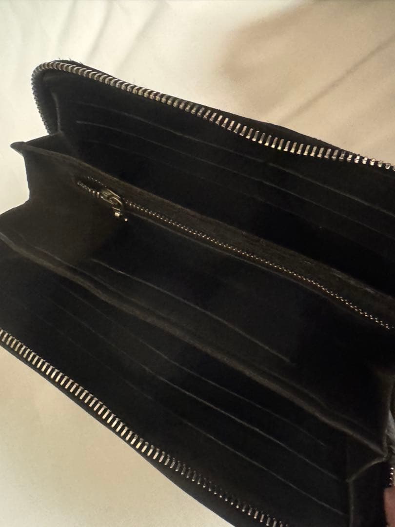 ストラム ロングウォレット　STRUM ファスナーテープ一部ダメージあり