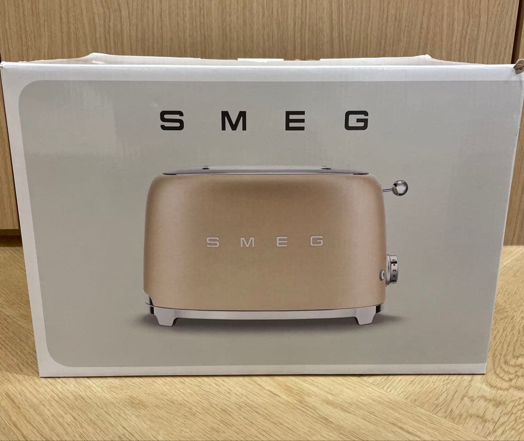 【新品未使用】SMEG スメッグ トースター (シャンパンマット)