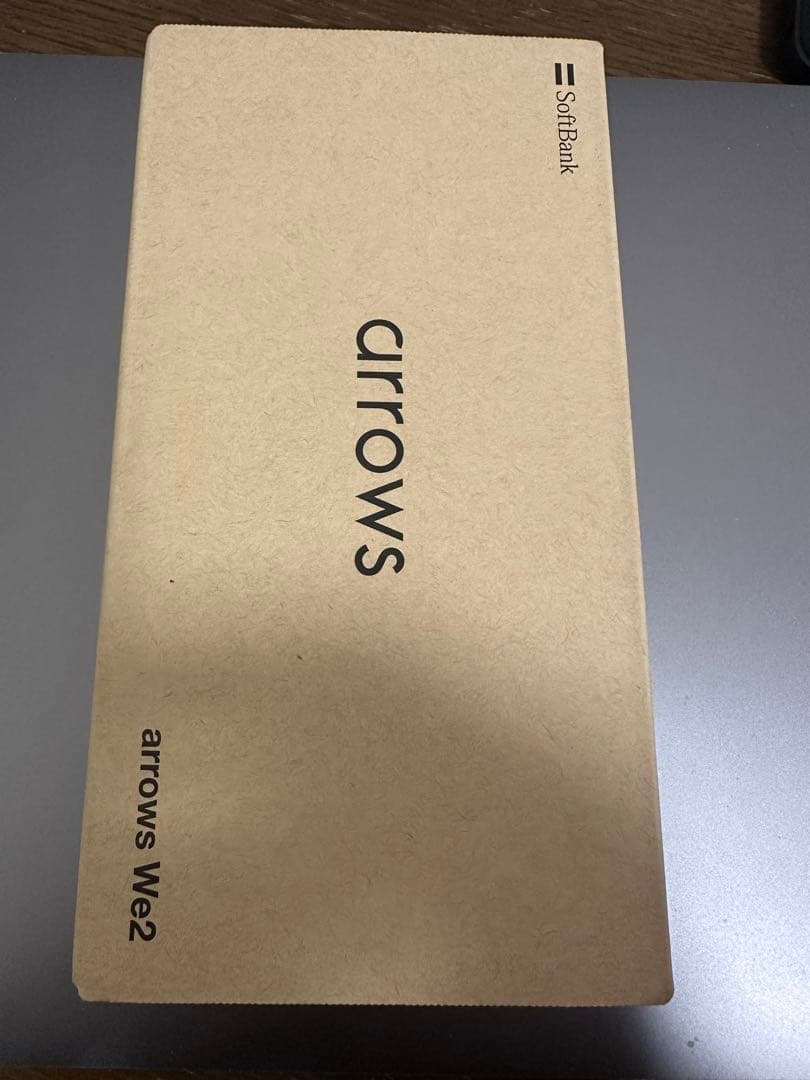 SoftBank arrows We2 ミストホワイト