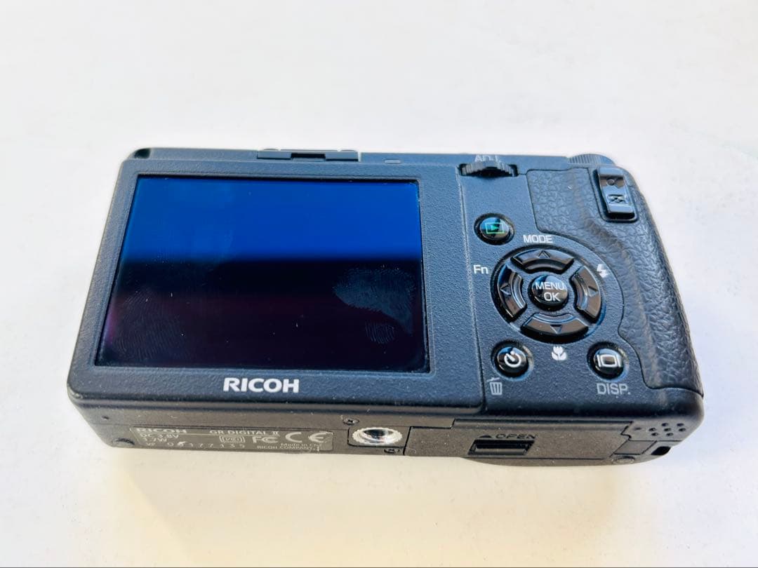 【美品】RICOH デジタルカメラGRII＋GRⅡコンプリートガイド付き