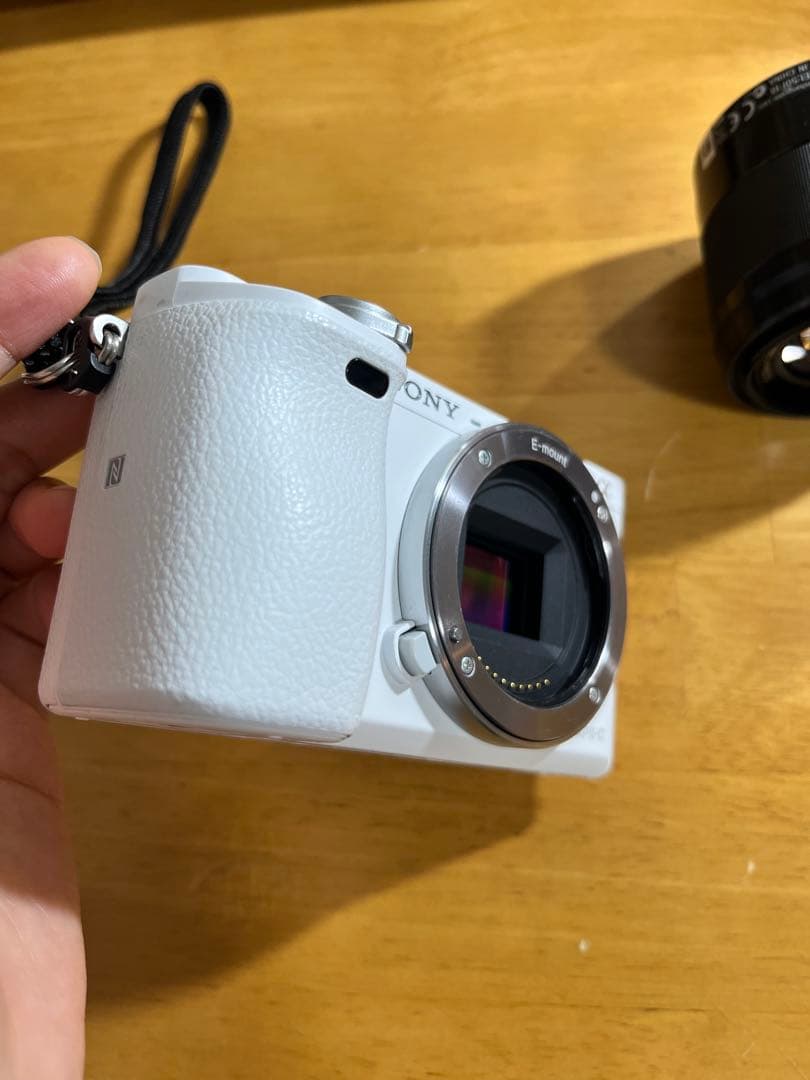 【美品】SONYα6000＋E50mm F1.8 OSS レンズセット