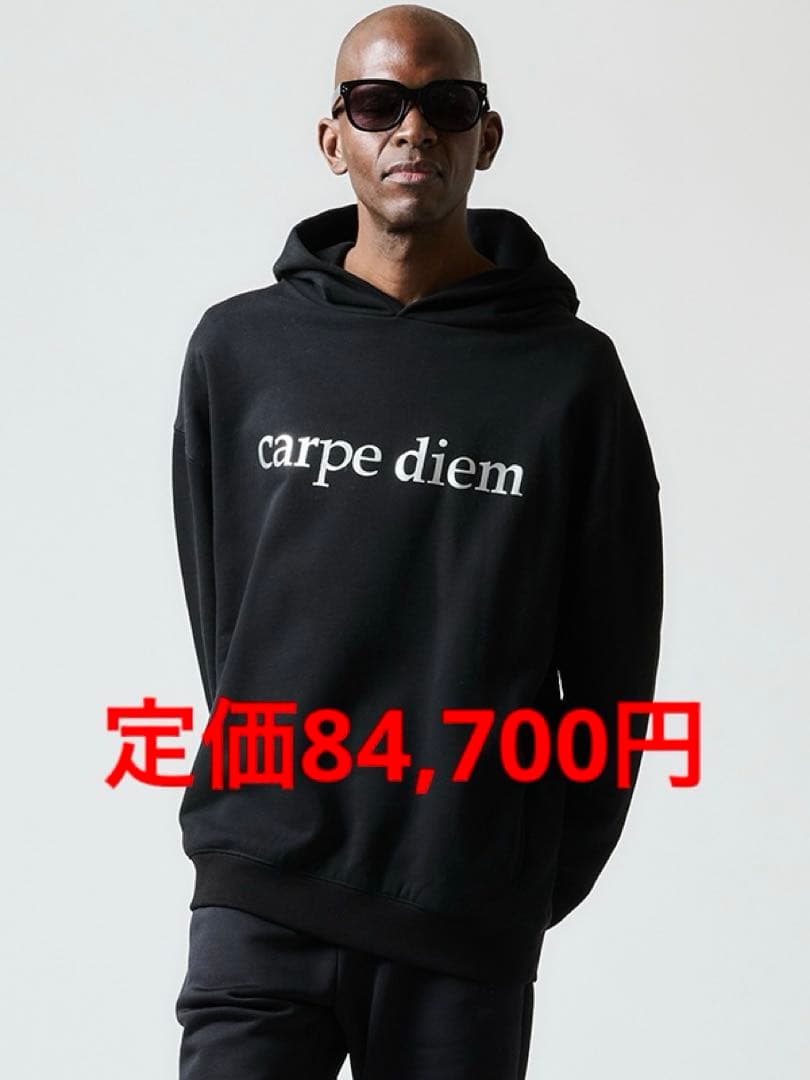 美品 1piu1uguale3 スウェットパーカー 黒 carpe diem