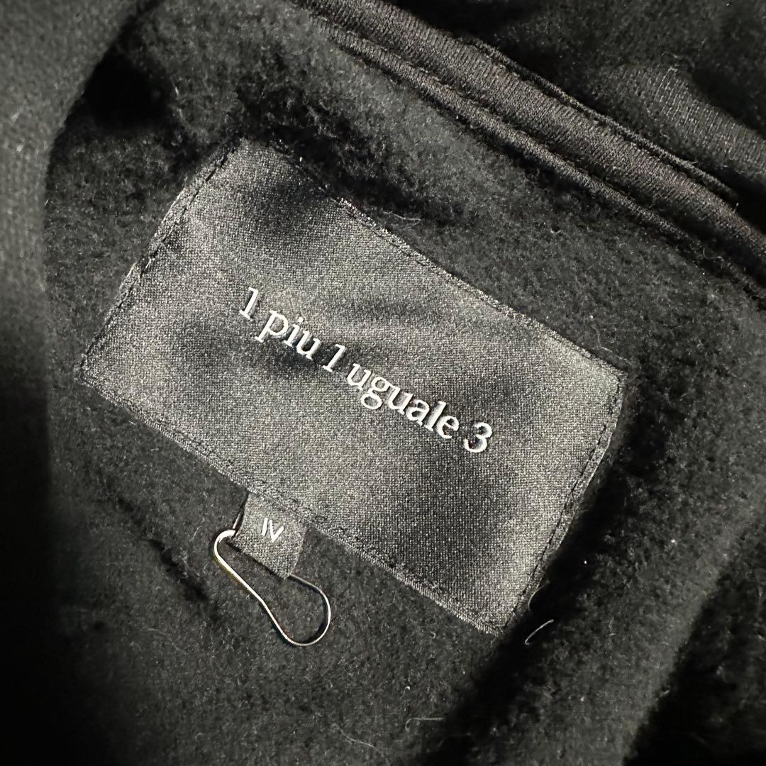 美品 1piu1uguale3 スウェットパーカー 黒 carpe diem