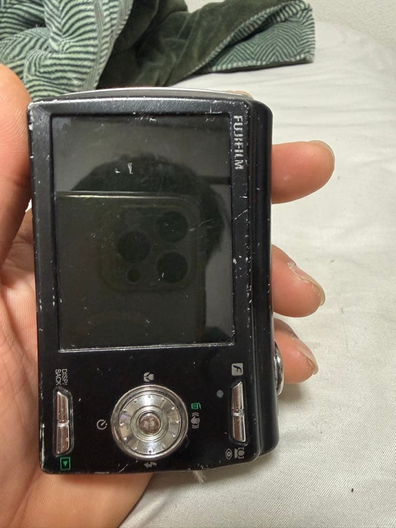 FUJIFILM FINEPIX F100fd 倍ズーム デジタルカメラ