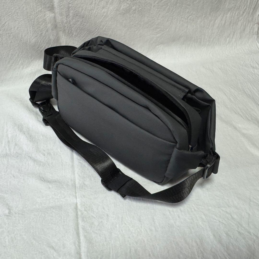 防水アクティブボディバッグ【QUICK PACK TRASPO 9】グレー