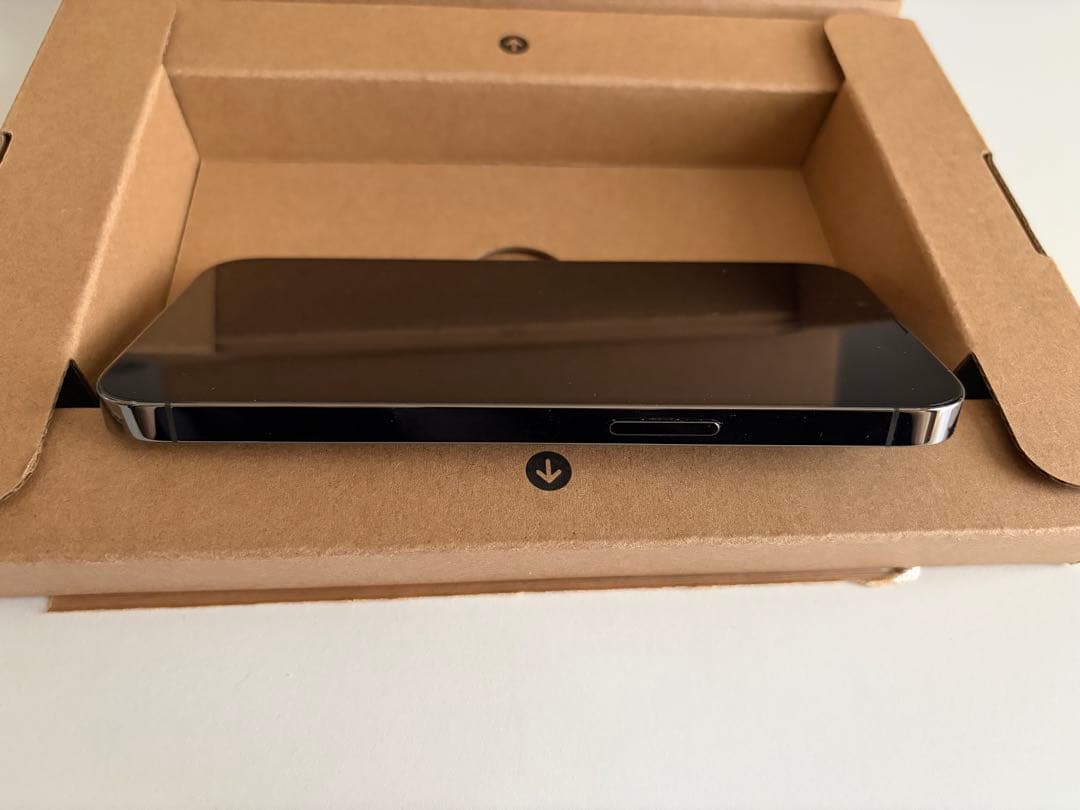 iPhone 13 Pro 256GBグラファイト