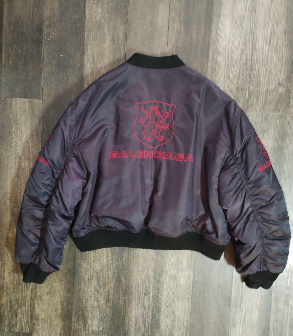 ロゴ 刺繍 ジャケット