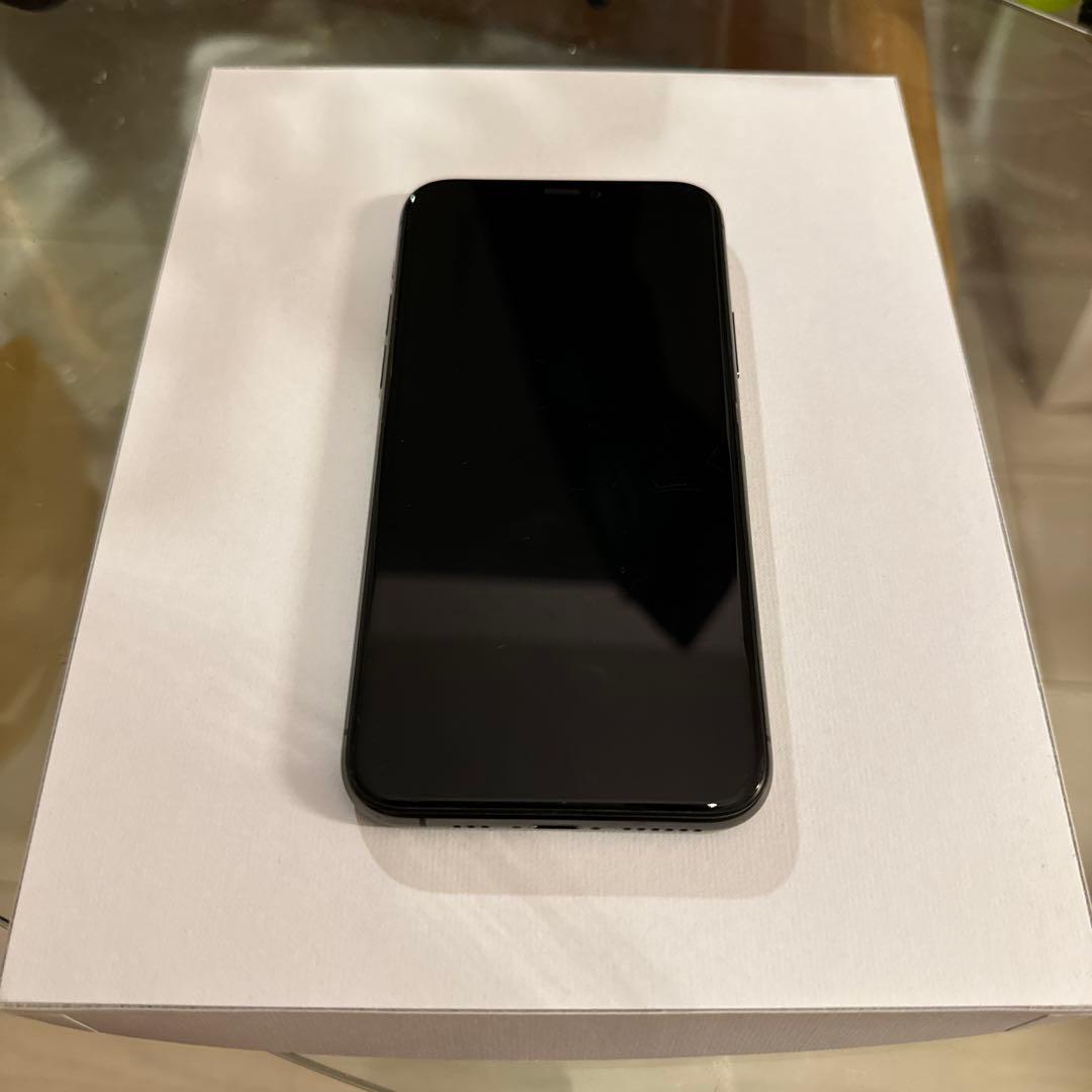 iPhone 11pro スペースグレー　256gb