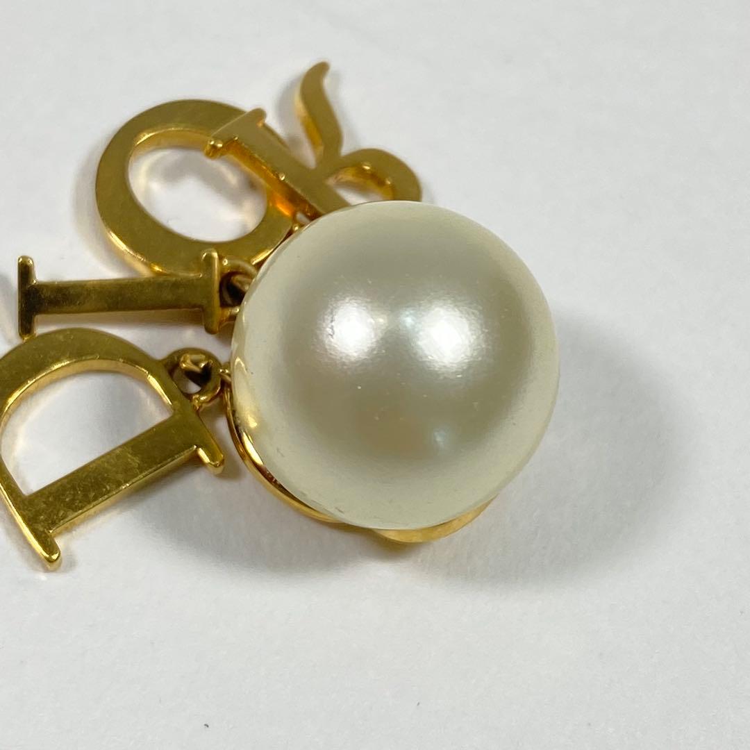 【人気商品】Dior トライバルピアス キャッチ ロゴ チャーム