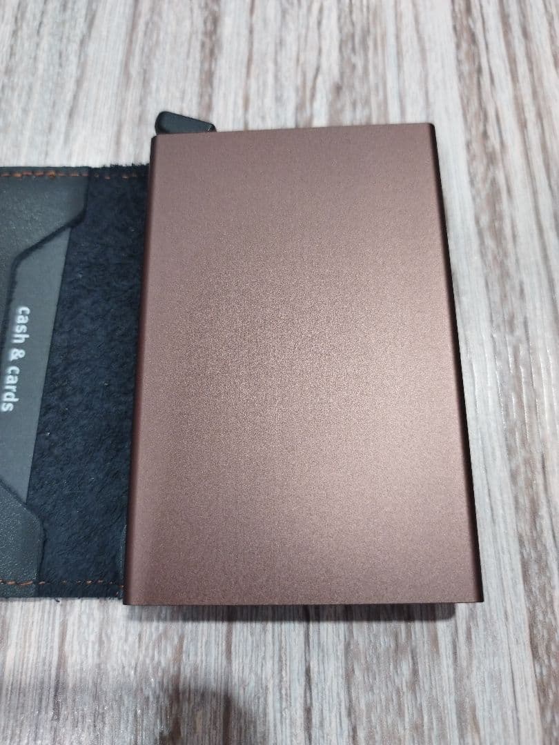 SECRID カードプロテクター カードケース