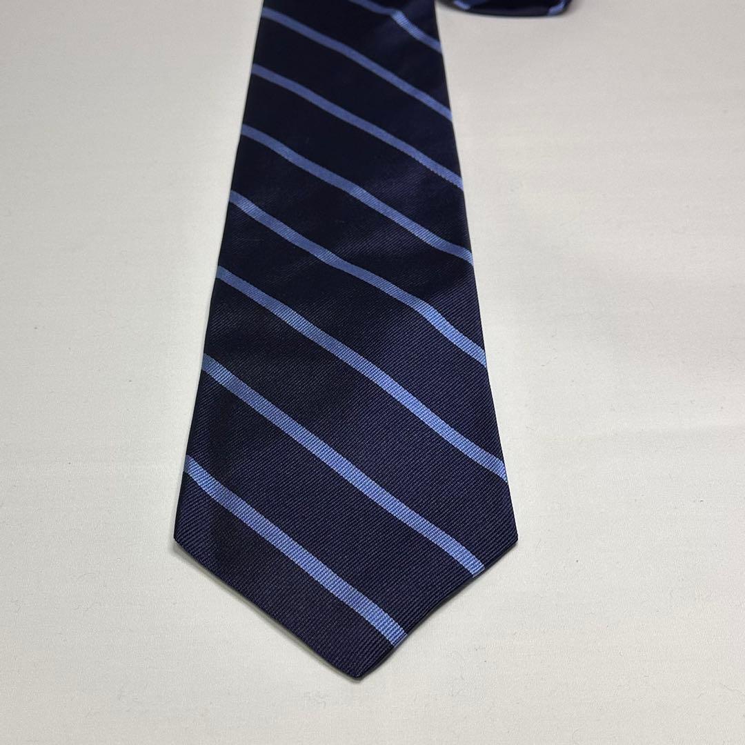 新品タグ付☆ブルックスブラザーズ☆ネクタイ☆ネイビー☆レジメンタル☆688