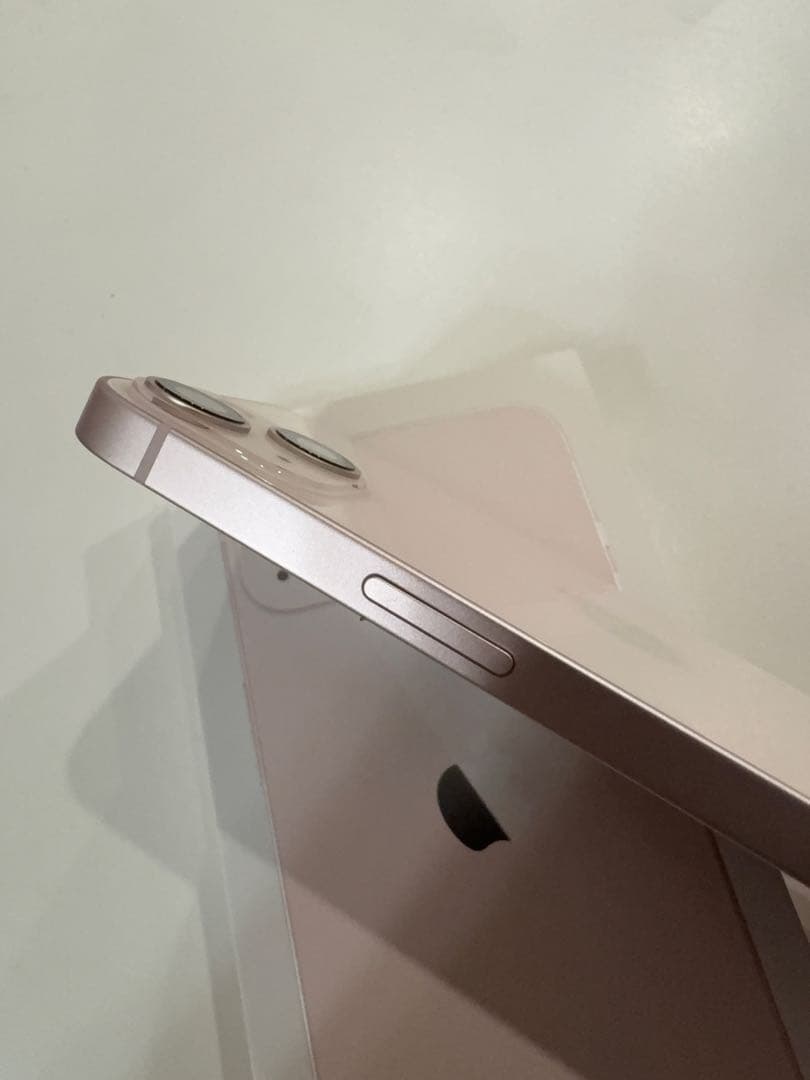 【美品】Apple iPhone 13 256GB ピンク本体SIMフリー　箱付