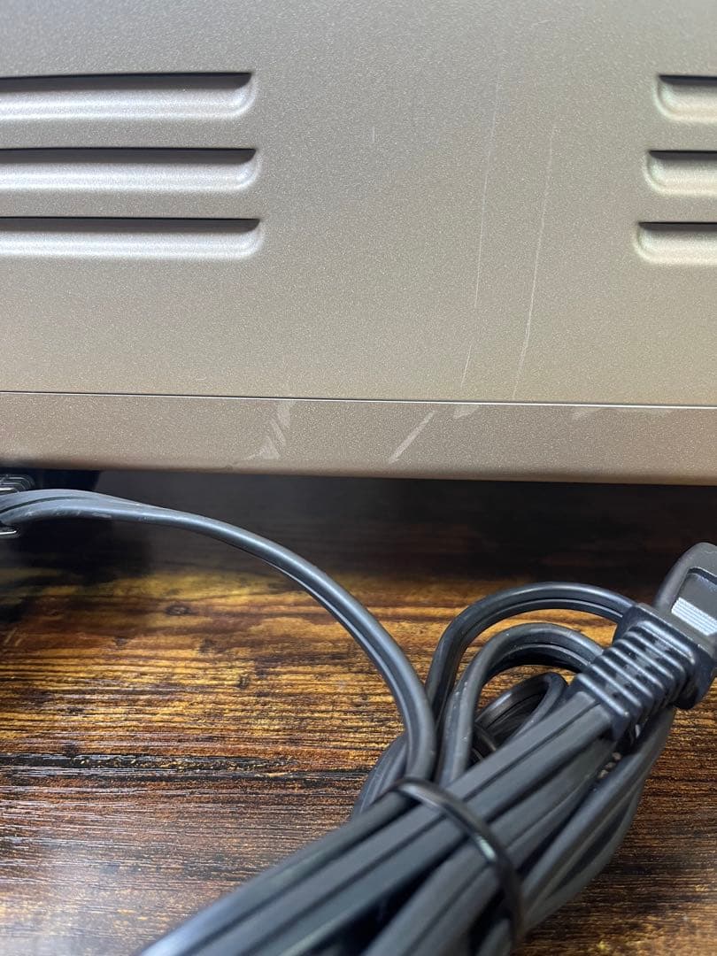 訳ありでも良品　サンルミエ キュート E800LS 遠赤外線暖房器 日本製