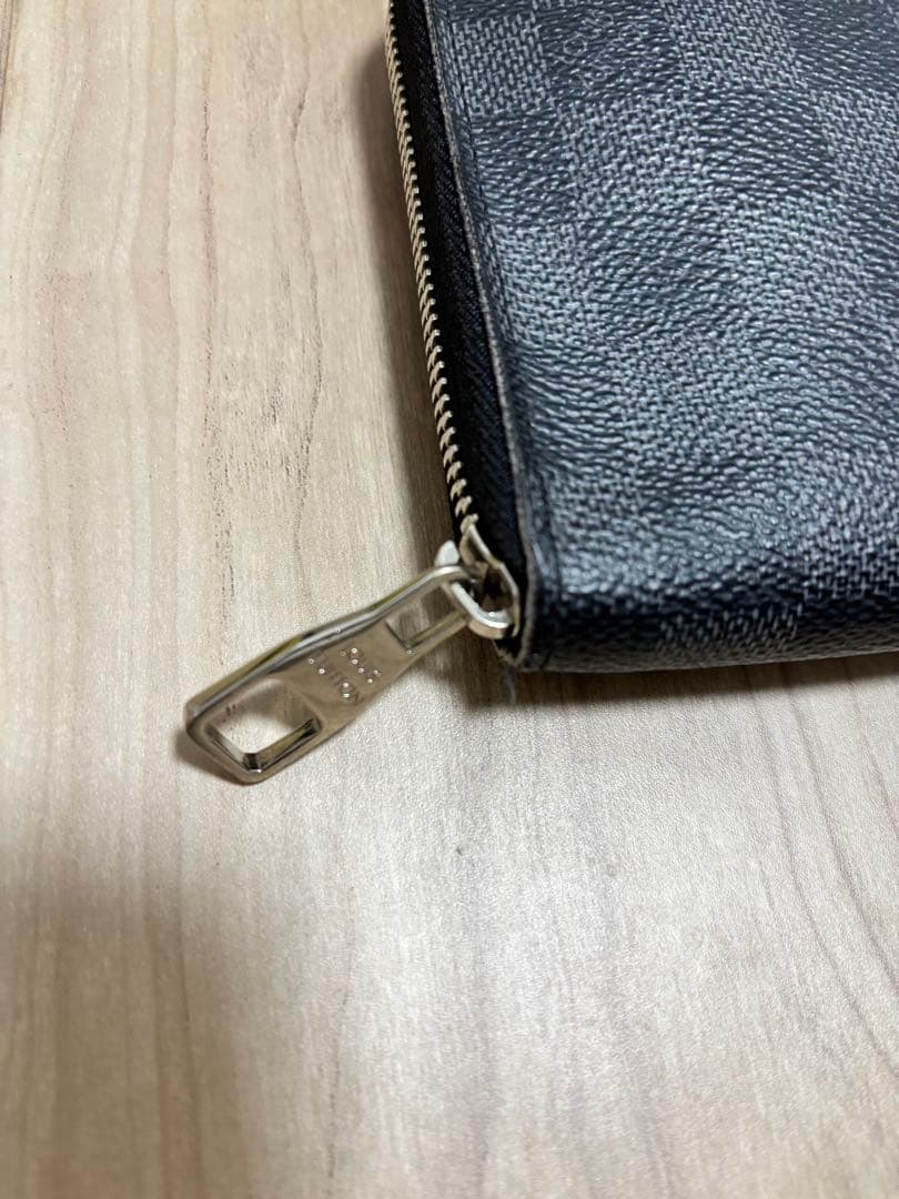 最終値下げルイヴィトン ダミエ グラフィット ジッピー オーガナイザー 長財布
