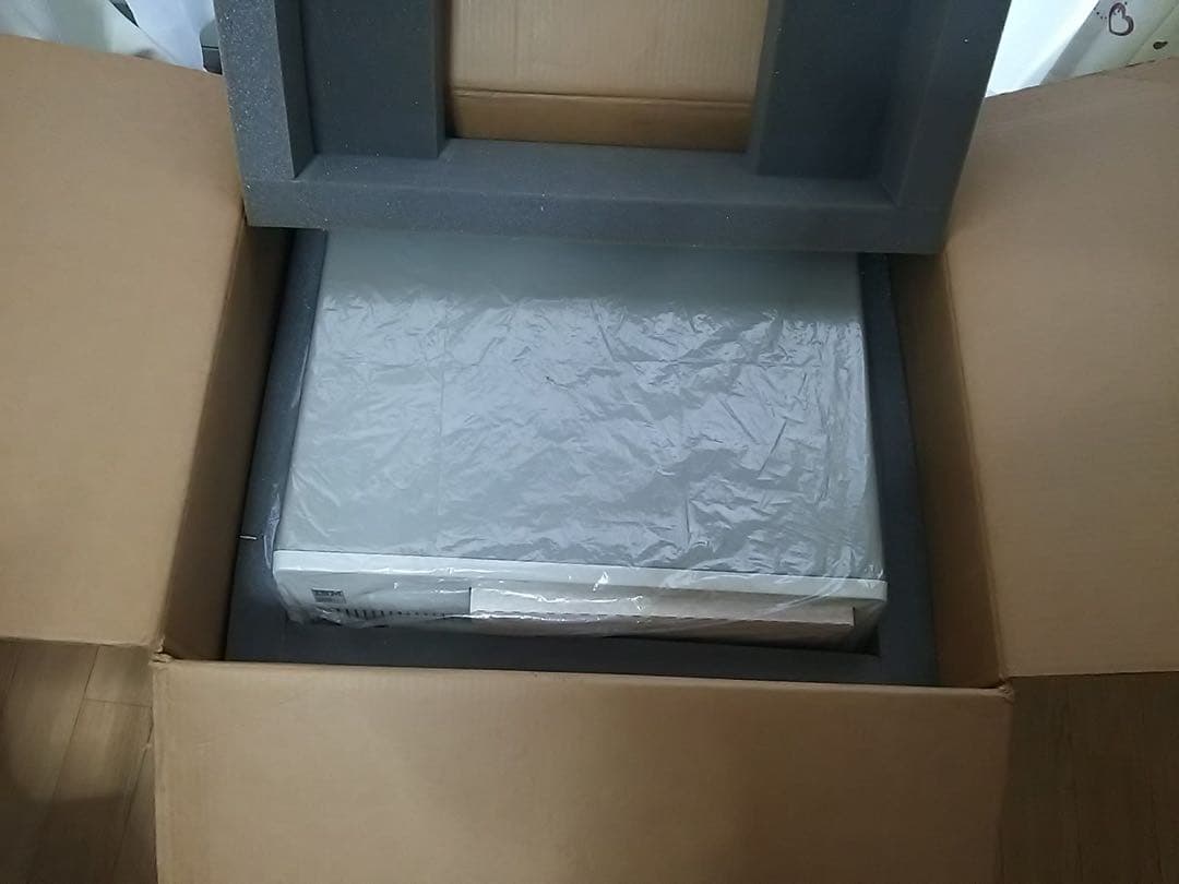 IBM/XT PC 5160-068、本体とキーボード