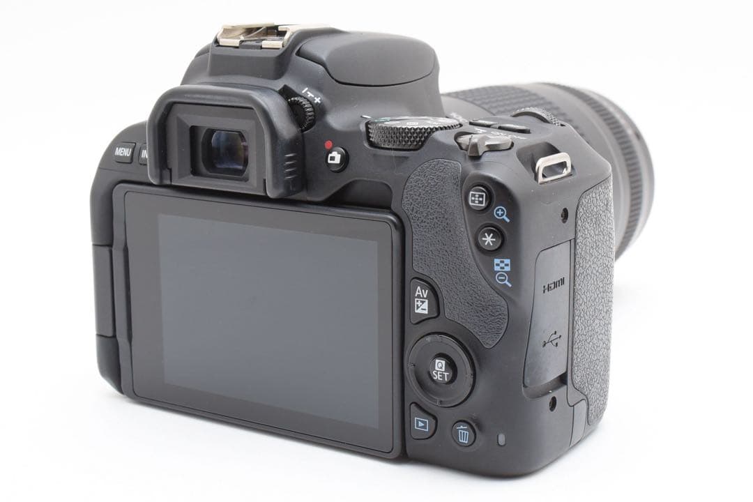 美品　CANON EOS Kiss X9望遠レンズセット/EF 75-300mm