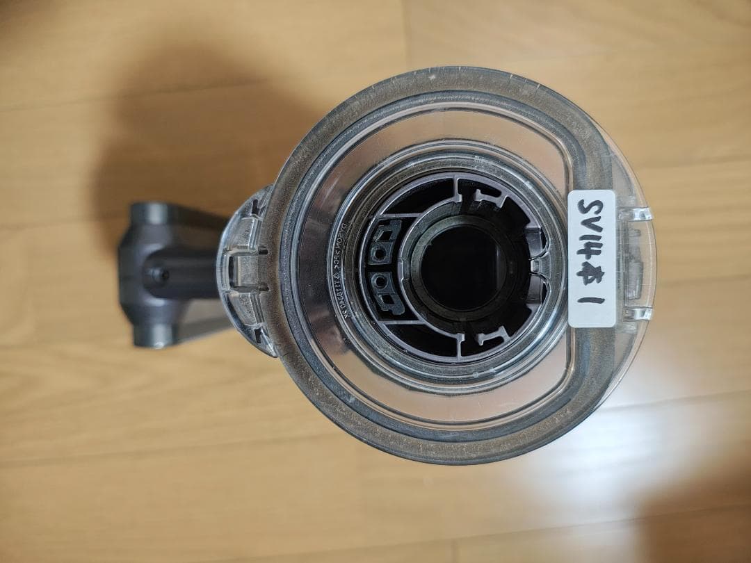 ダイソン★コードレス掃除機★V11本体★ＳV14★バッテリー新品と同等★難あり