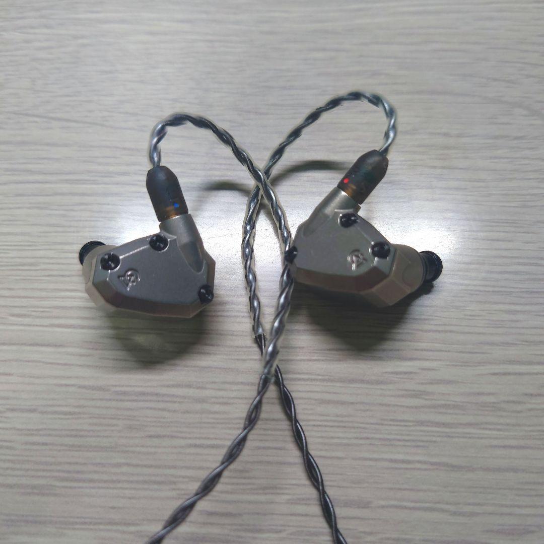 イヤホン Campfire Audio ARA