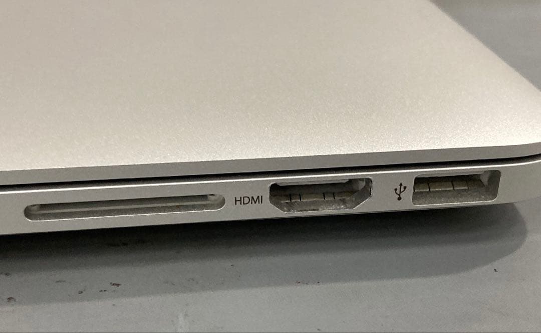 中古　Apple Macbook Pro A1502