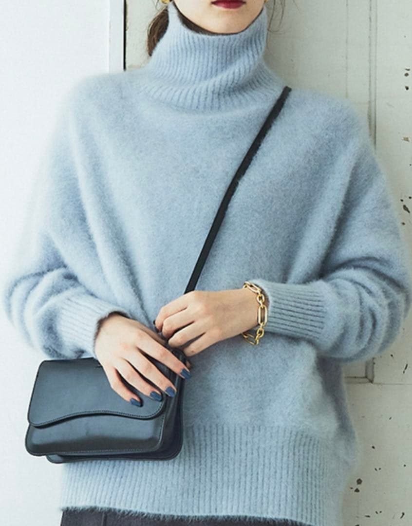 ROUGE VIF フォックス カシミヤ混 ライトブルー タートルネックセーター