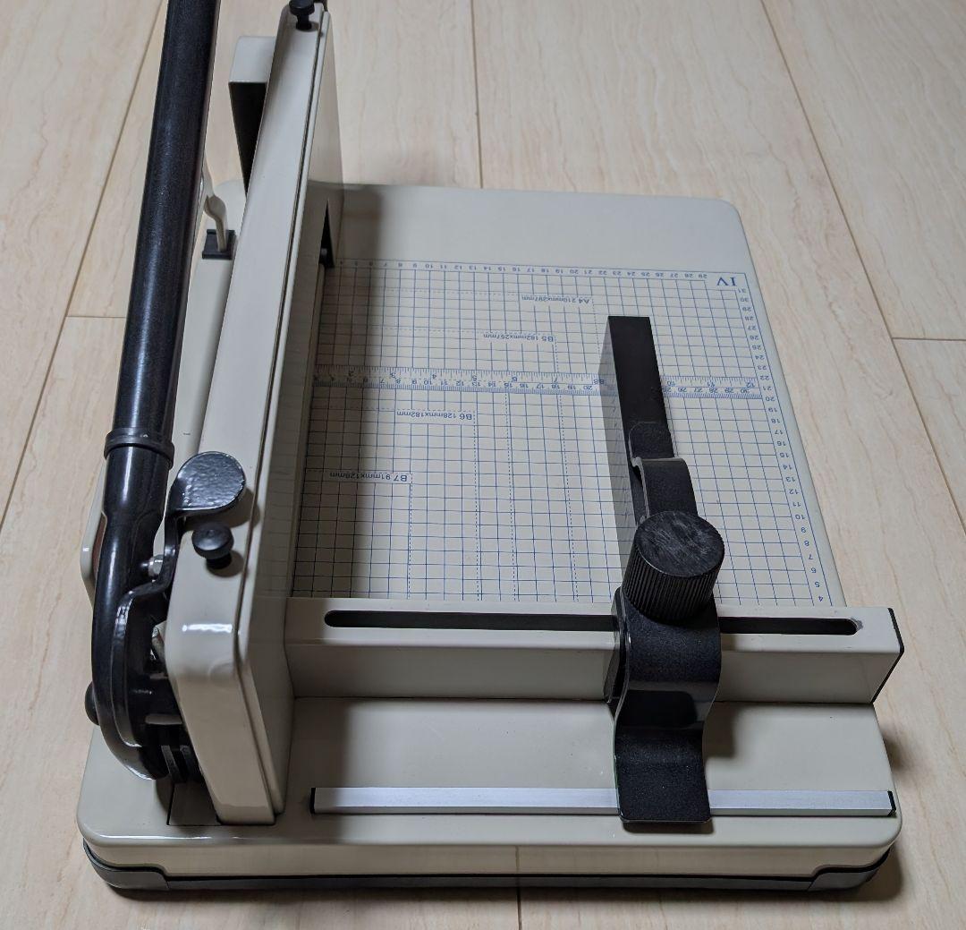 ダイシン商事 裁断機 ペーパーカッター DS-858A4