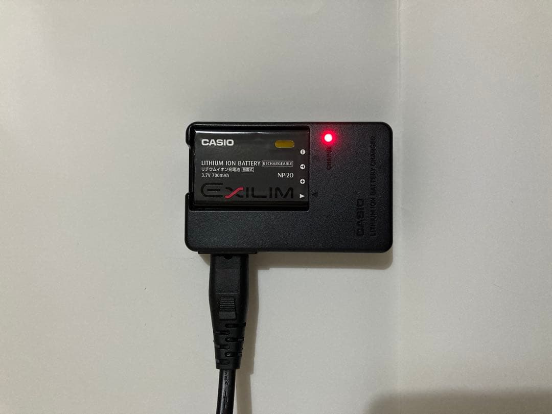 【お値下げ中】CASIO EXILIM EX-Z77 デジタルカメラ