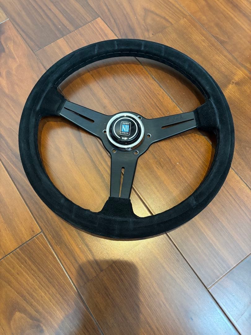 ナルディ　ステアリング　スエード　33パイ