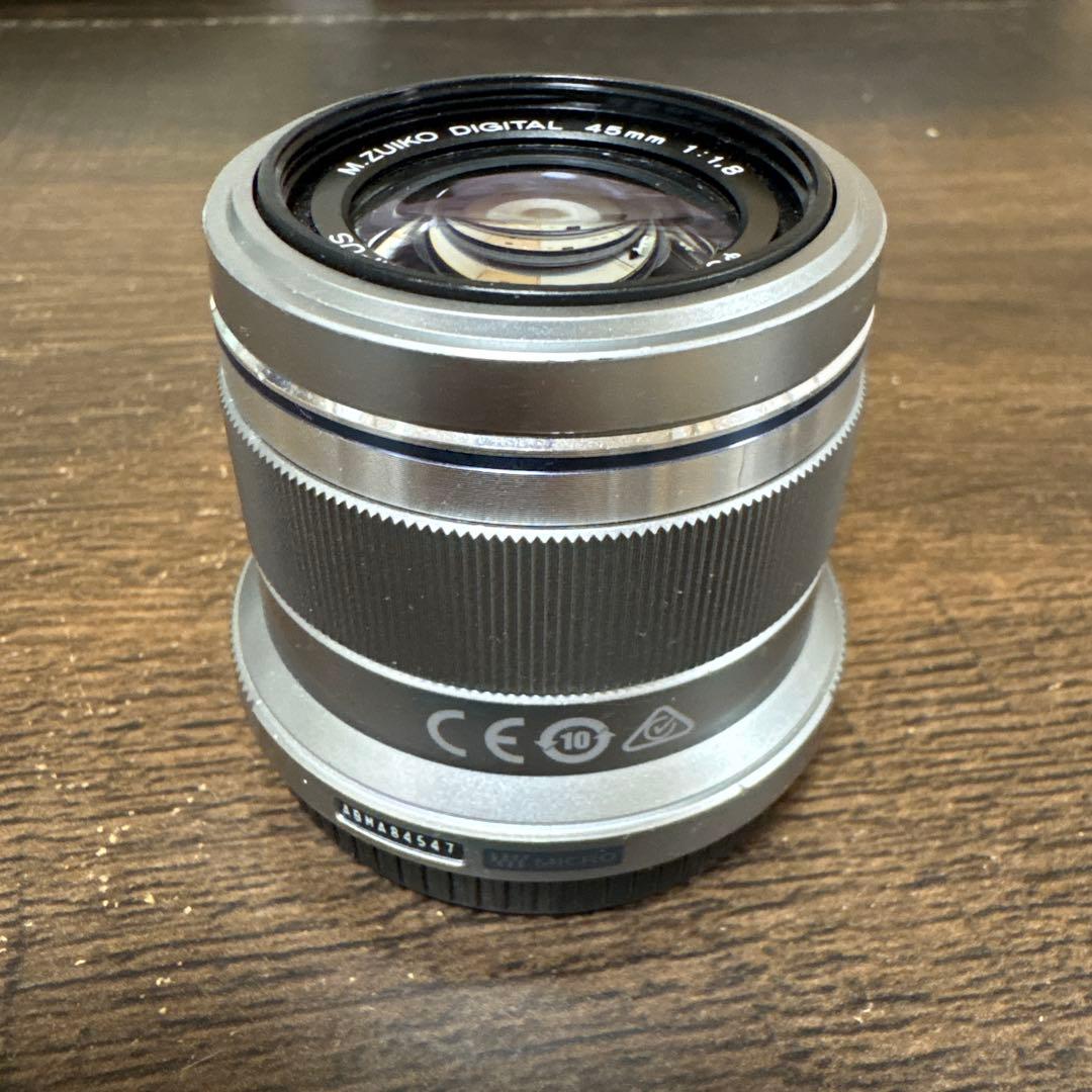 レンズ(単焦点) Olympus M.ZUIKO DIGITAL 45mm f/1.8