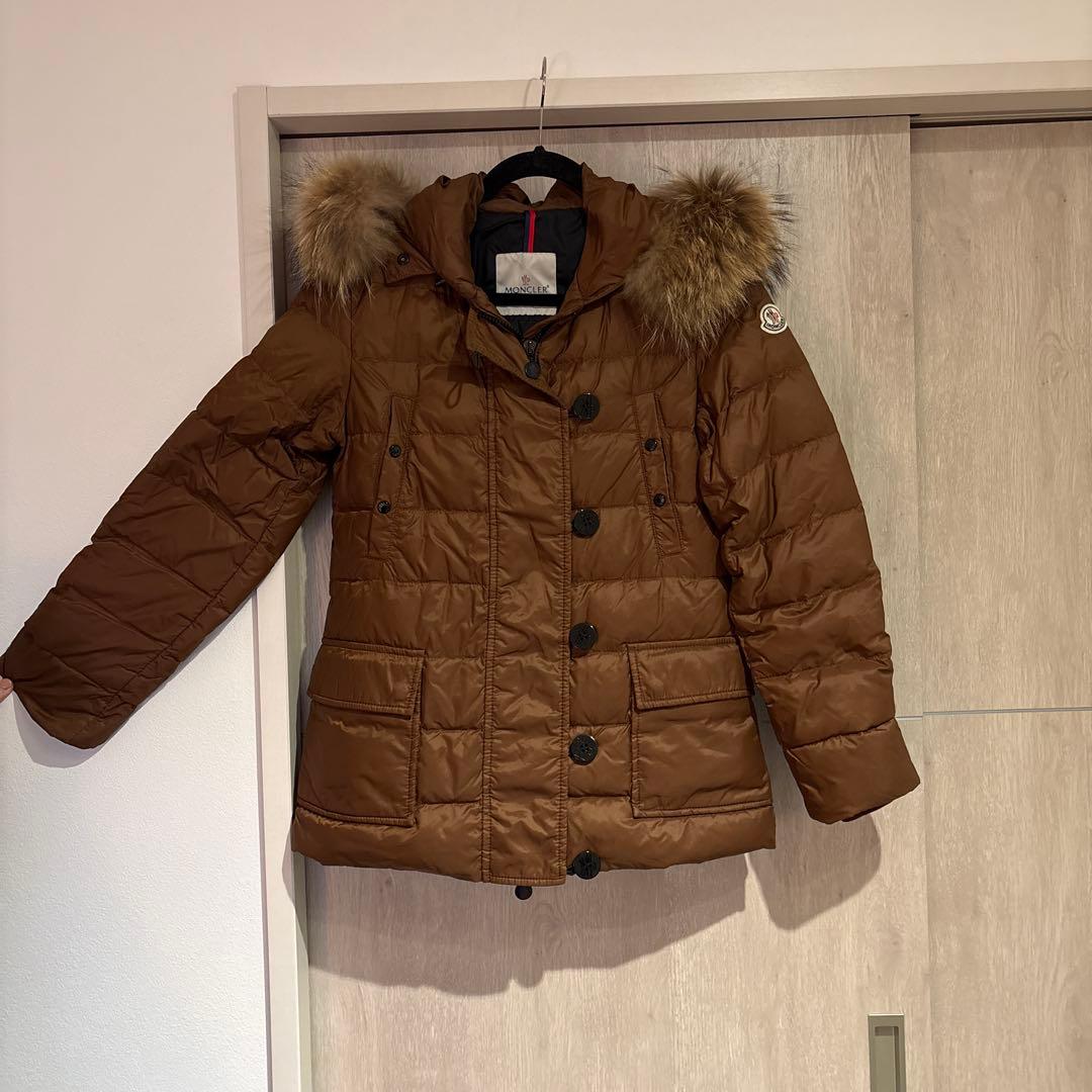 モンクレール　ダウン　キャメル　0サイズ