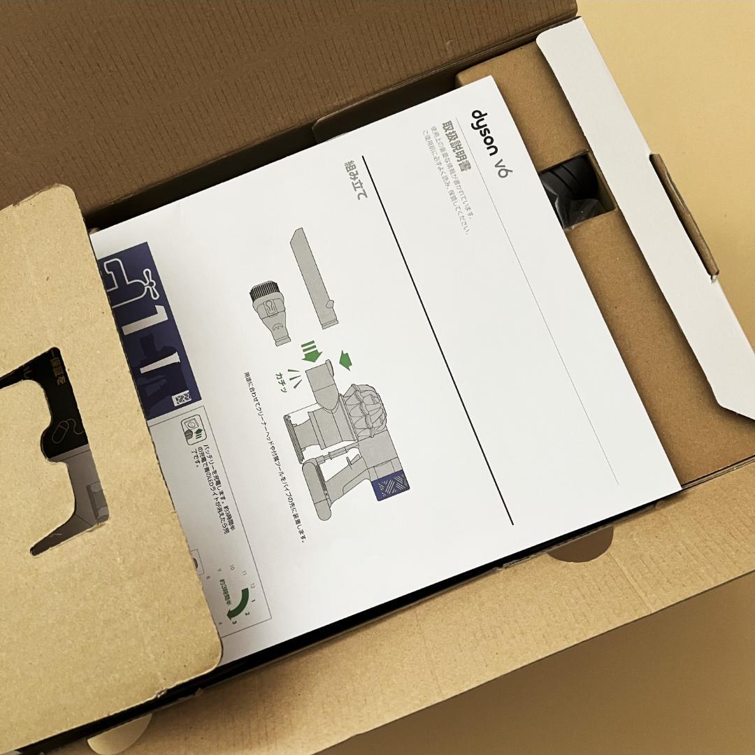 サンディ　新品同様　ダイソンV6 ハンディタイプ　掃除機　各種付属品付