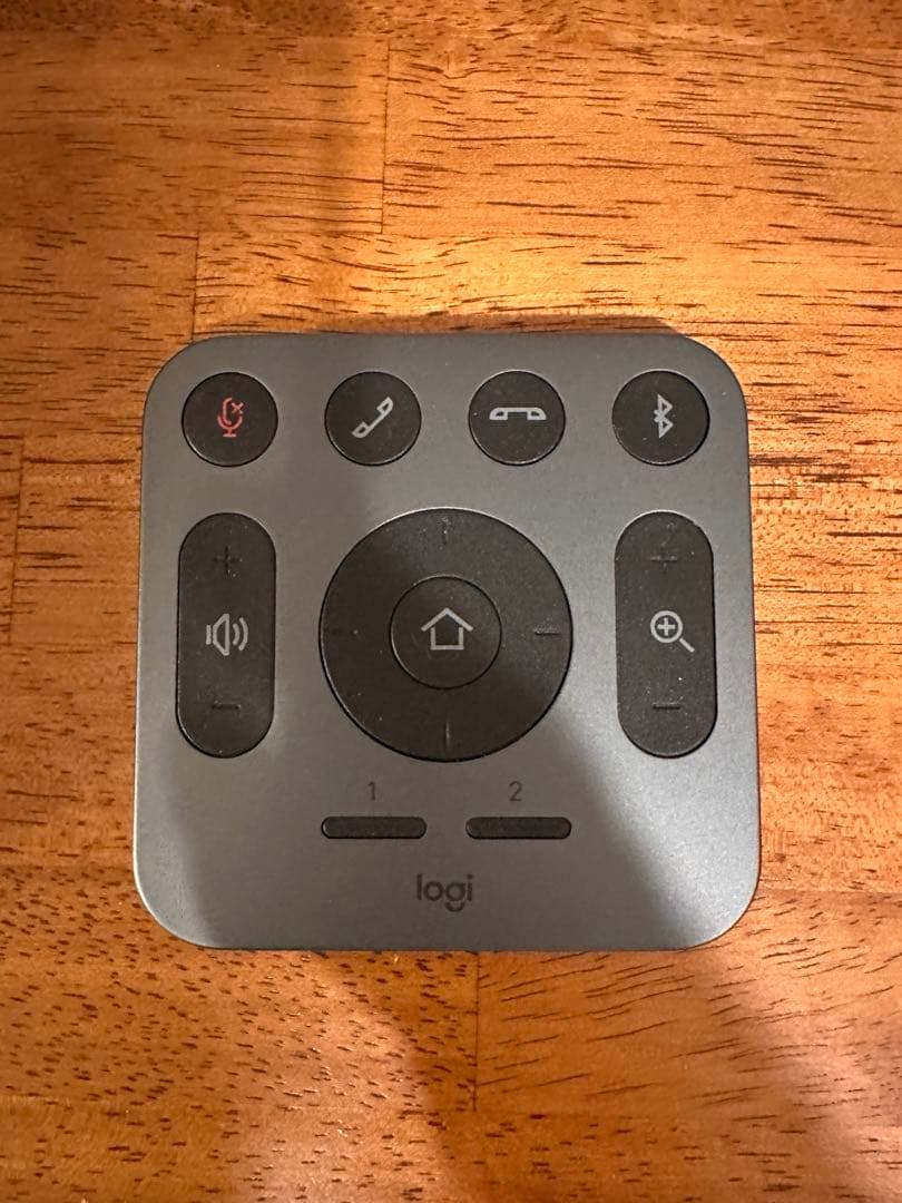 【Logicool ロジクール】 MeetUp （ミートアップ） 4K カメラ