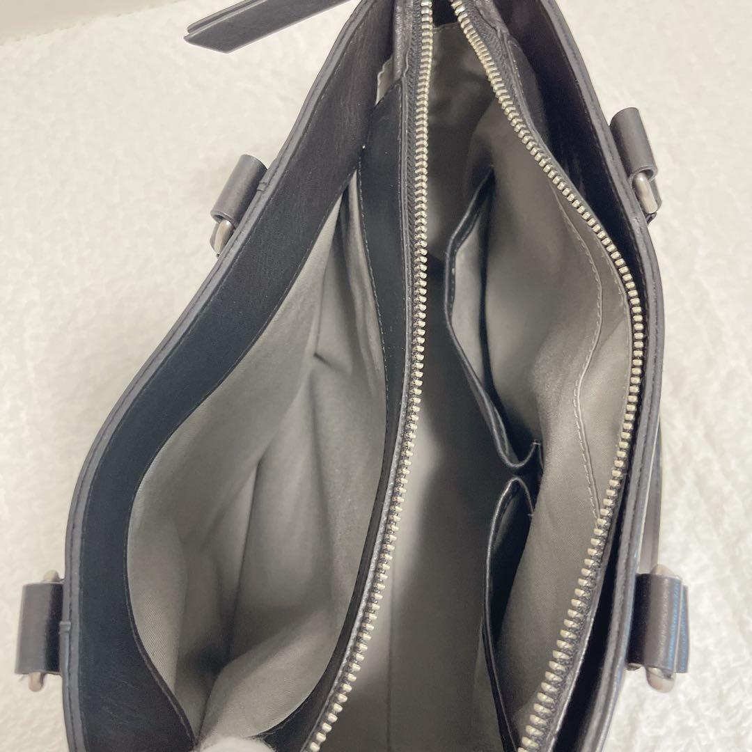 オールレザートートバッグ　MARGARET HOWELL idea 黒　本革