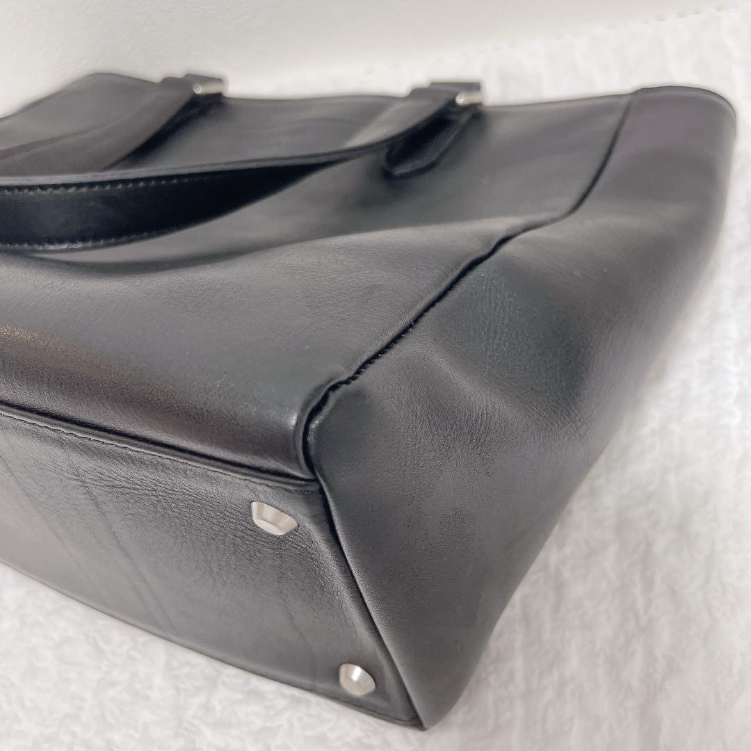 オールレザートートバッグ　MARGARET HOWELL idea 黒　本革