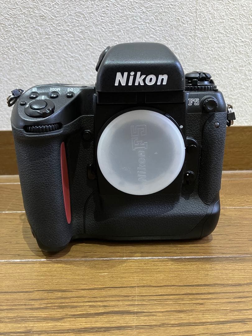 Nikon F5 一眼レフカメラ 35mmフィルム