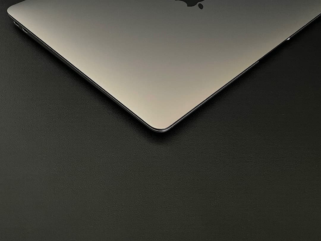 【美品】MacBook Air（M1,2020）13.3㌅ 16GB 1TB