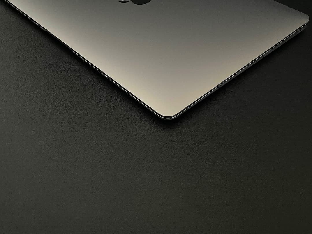 【美品】MacBook Air（M1,2020）13.3㌅ 16GB 1TB