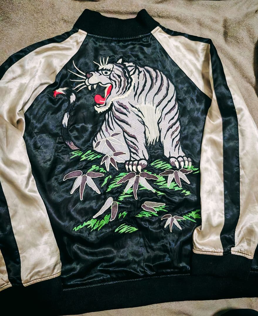 VOMANIE 日本限定 虎 サテン スカジャン big size 珍品