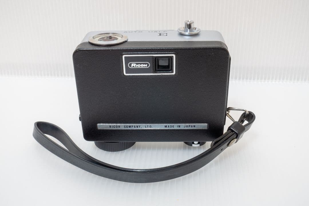 ⑫【美品・整備済品】RICOH AUTO HALF E 「ブラック」オートハーフ