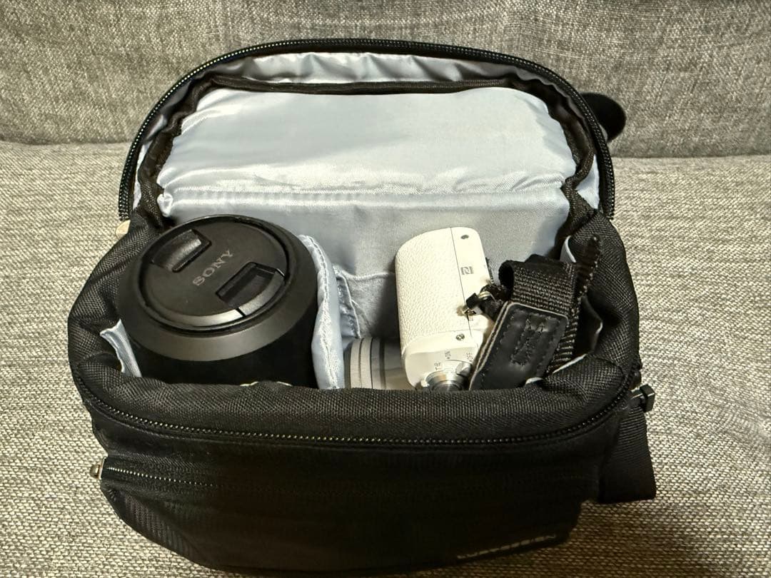 SONY α5100 ミラーレス一眼カメラ ホワイト／望遠ズームレンズ