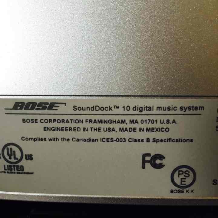 スピーカー・ウーファー BOSE SoundDock 10 digital music system