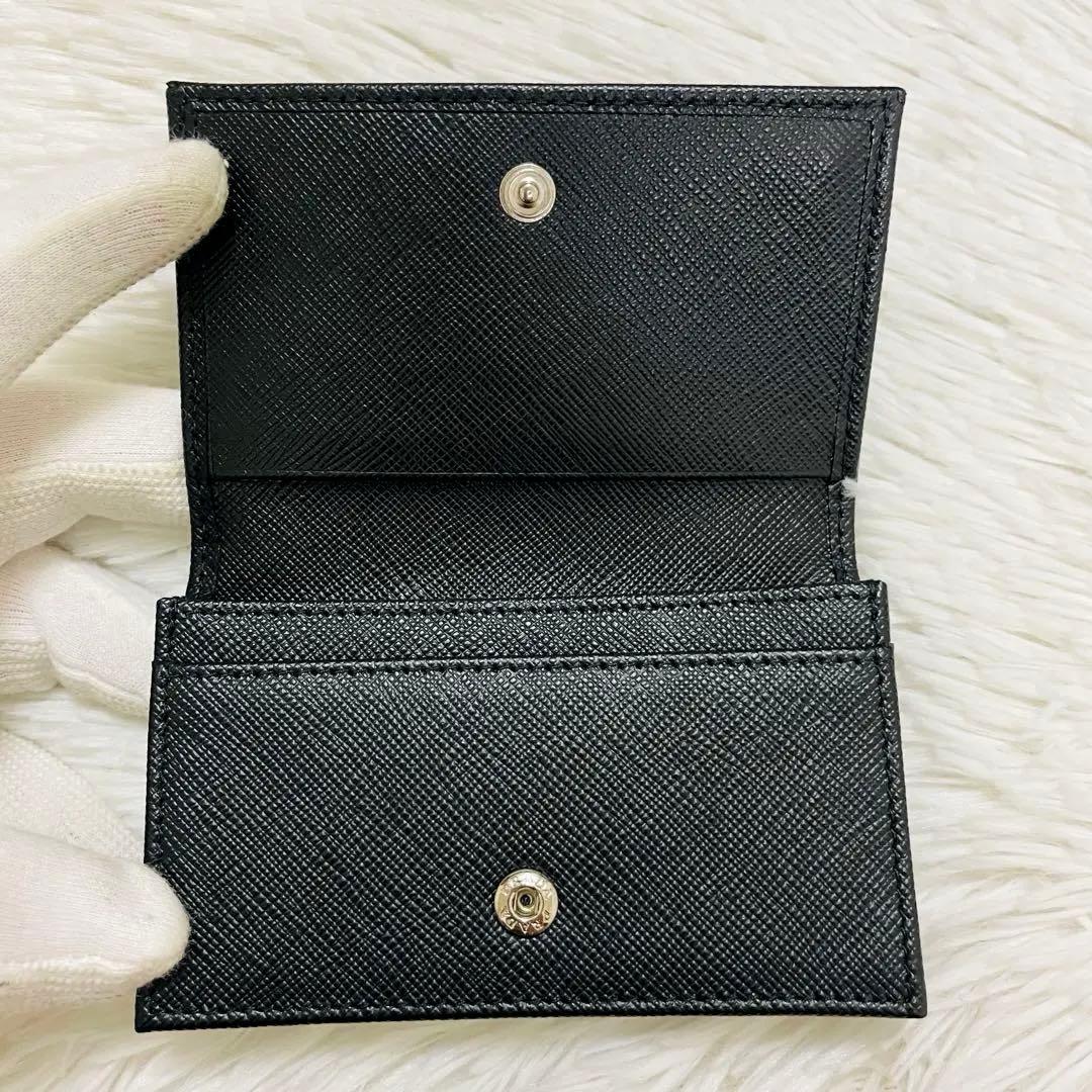新品✨付属完備✨PRADA 名刺入れ カードケース サフィアーノレザー 三角ロゴ
