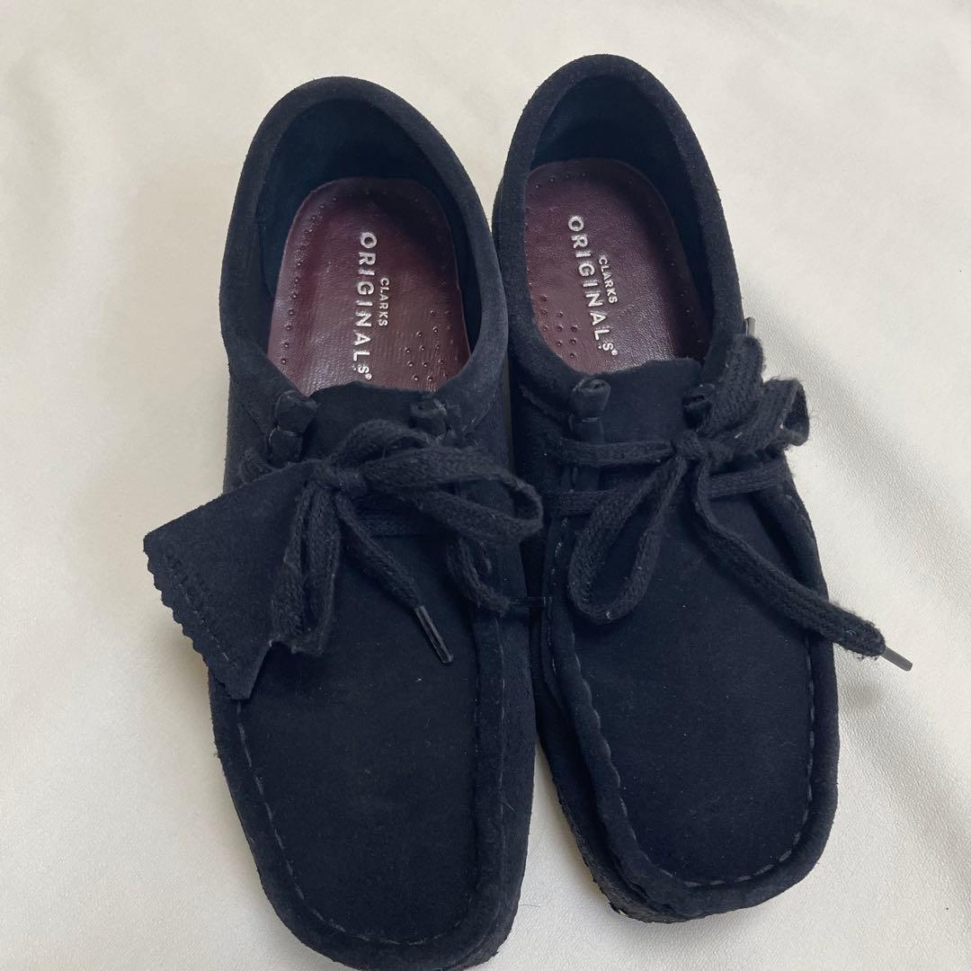 【綺麗】 クラークス オリジナルズ モカシン ワラビー スウェード 黒