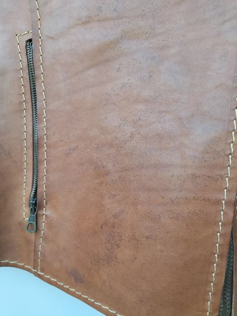 DOLCE&GABBANA　ドルチェアンドガッバーナ　レザーベスト　S〜M相当