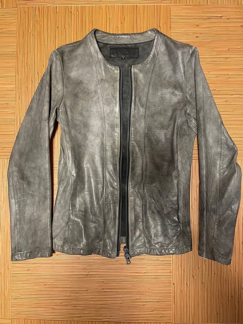 イサムカタヤマバックラッシュ レザージャケット ノーカラー