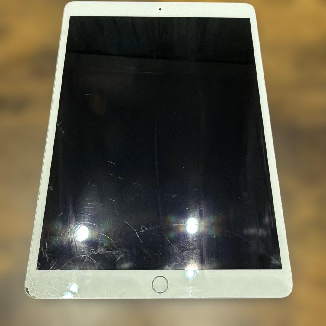 【ジャンク品】iPad Air 第3世代 32GB/シルバー