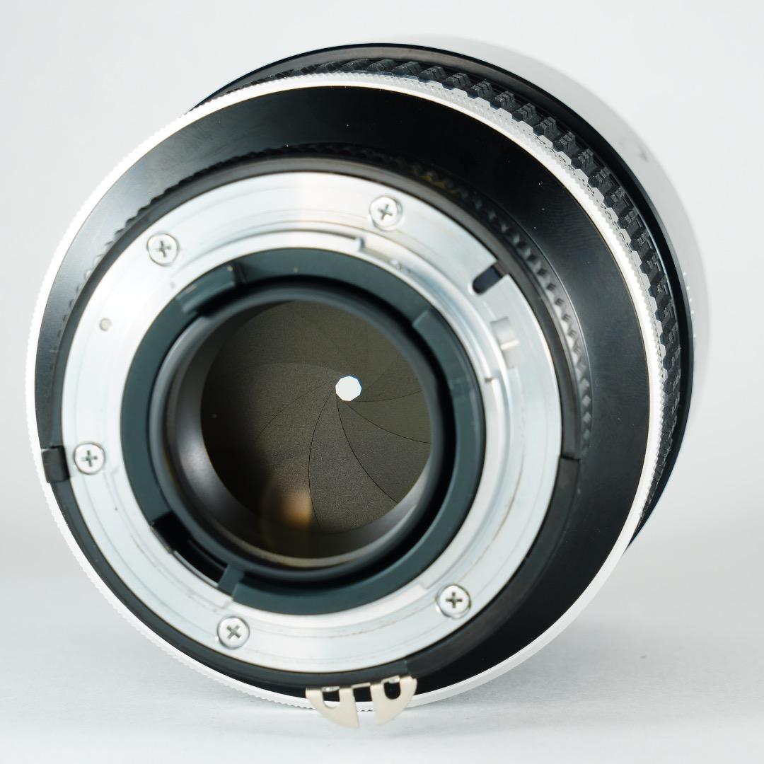 【ボケビースト】動作◎ ニコン Ai-s Nikkor 135mm F2 153