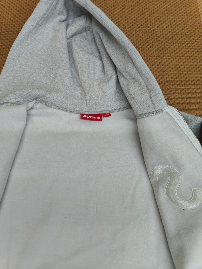 Supreme グレー ジップアップパーカー 24fw