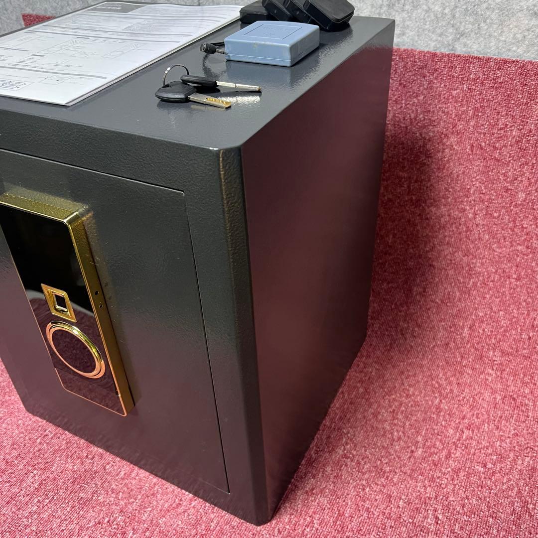 ［4069］ onefort 指紋認証式 電子金庫 36L ブラック